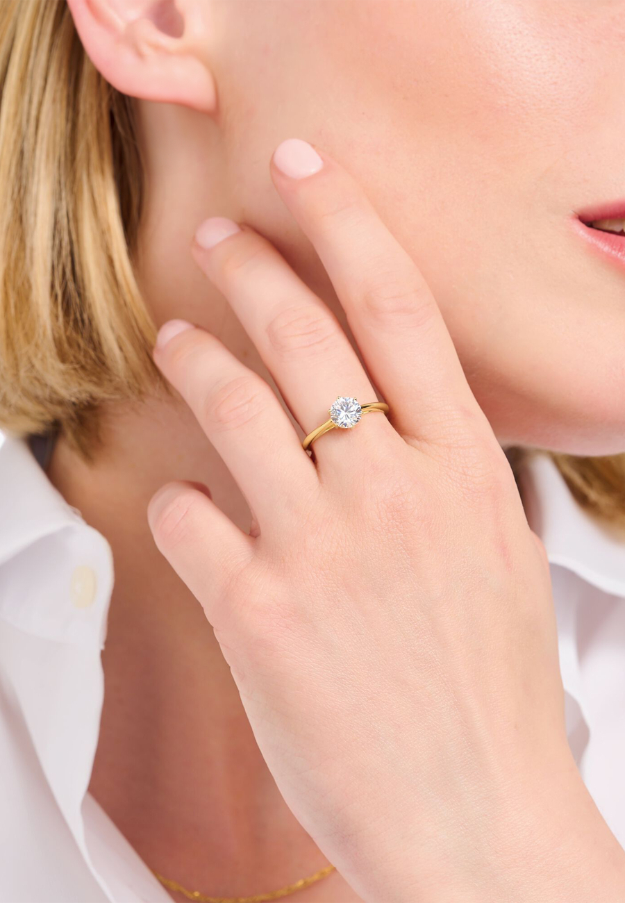 Anillo circonita blanca baño de oro