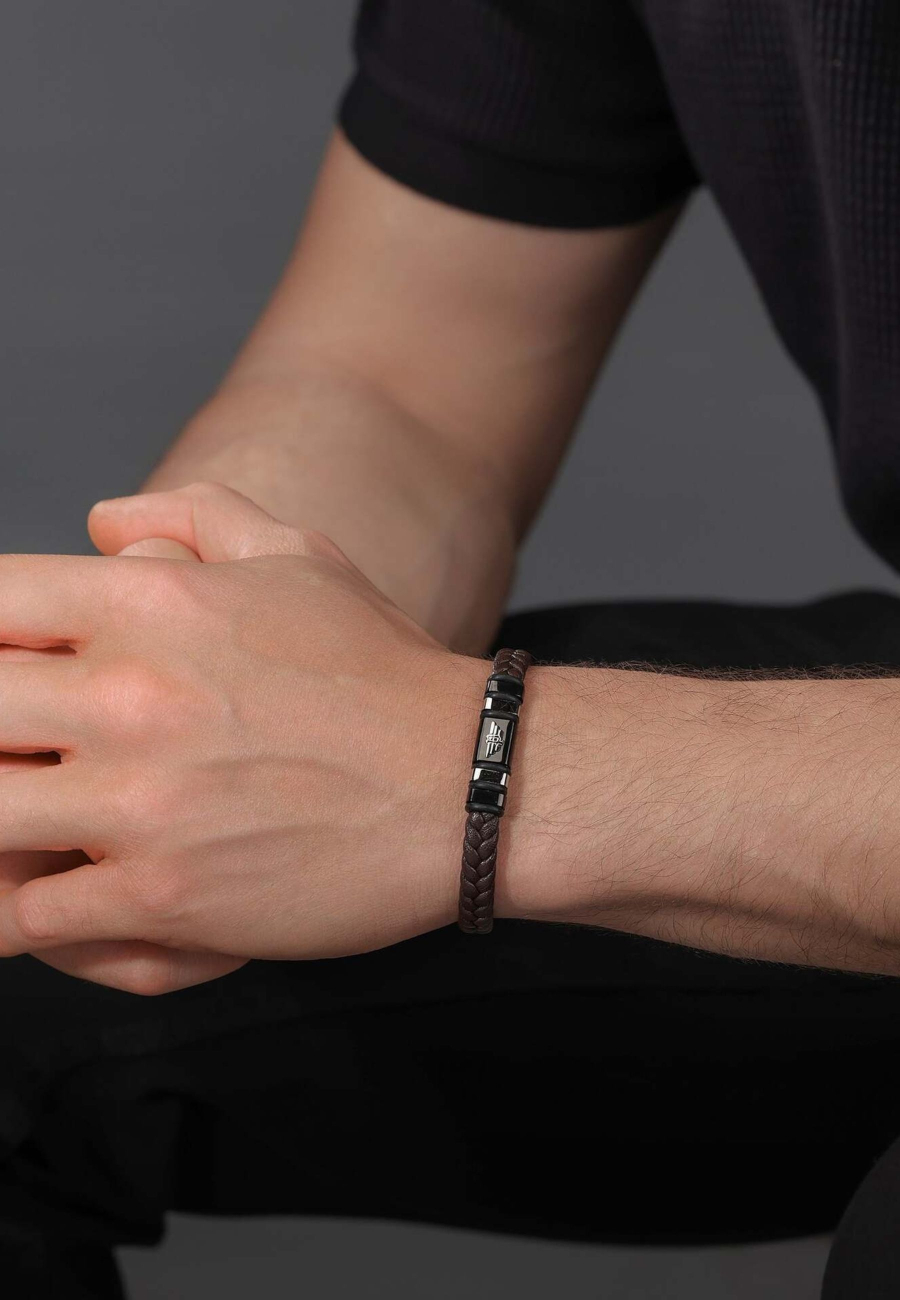 Police Wavebreaker Armband