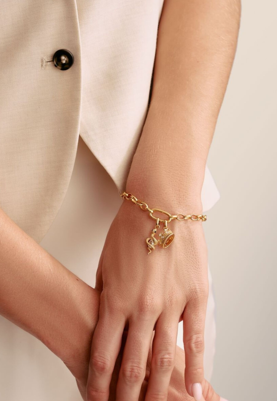 Colgante charm corona con piedras Connect chapado en oro