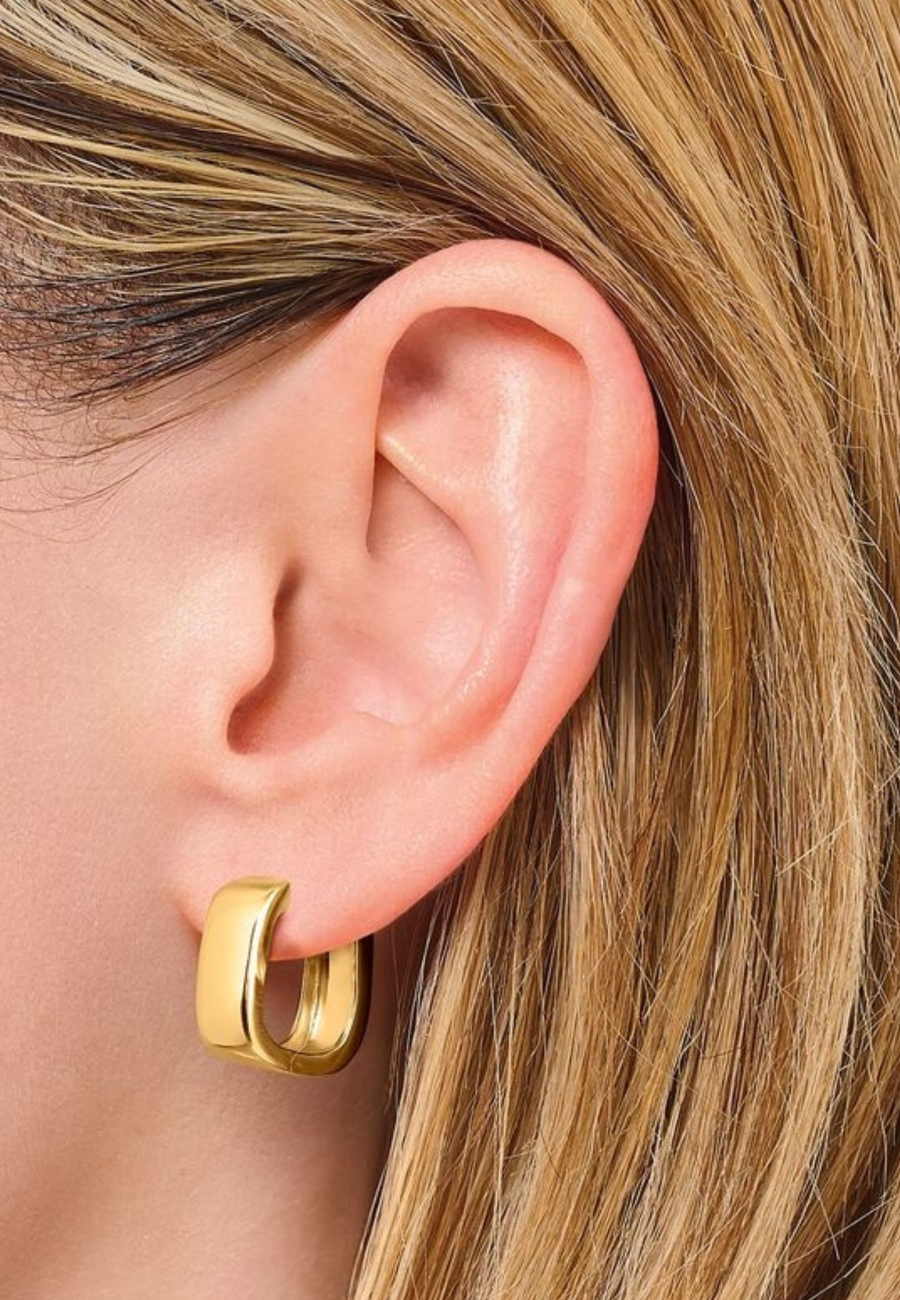 Boucles d'oreilles créoles plaquées or de forme angulaire