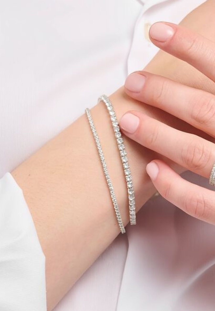 Pulsera de plata con piedras de circonita blanca