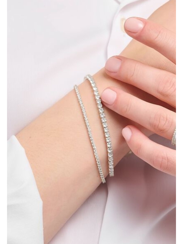 Pulsera de plata con piedras de circonita blanca