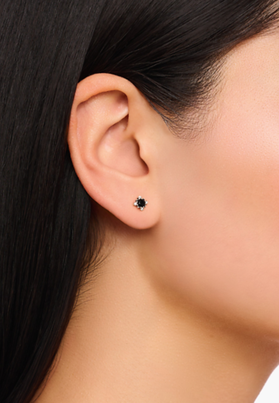 Kleine silberne Vintage-Ohrstecker mit schwarzem Zirkonia