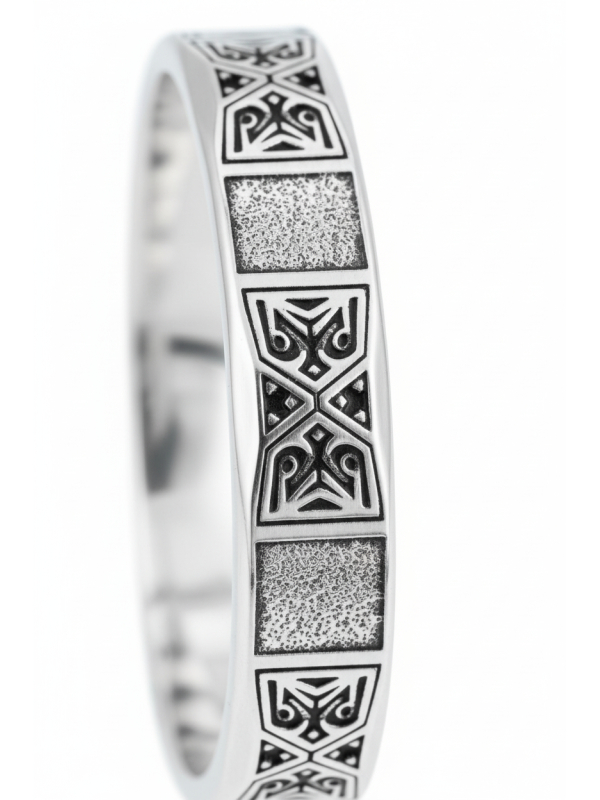 Bangle Faceted Design With Black Stones Silver