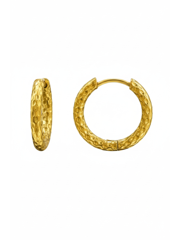 Aros tipo Huggie de Acero Inoxidable Color Dorado con Patrón de Piel de Serpiente
